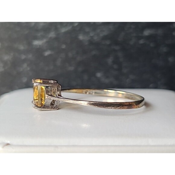 925 Sterling Silver Prong Set Yellow Glass Solitaire Ring, SIZE US 8 Vintage - Picture 5 of 10